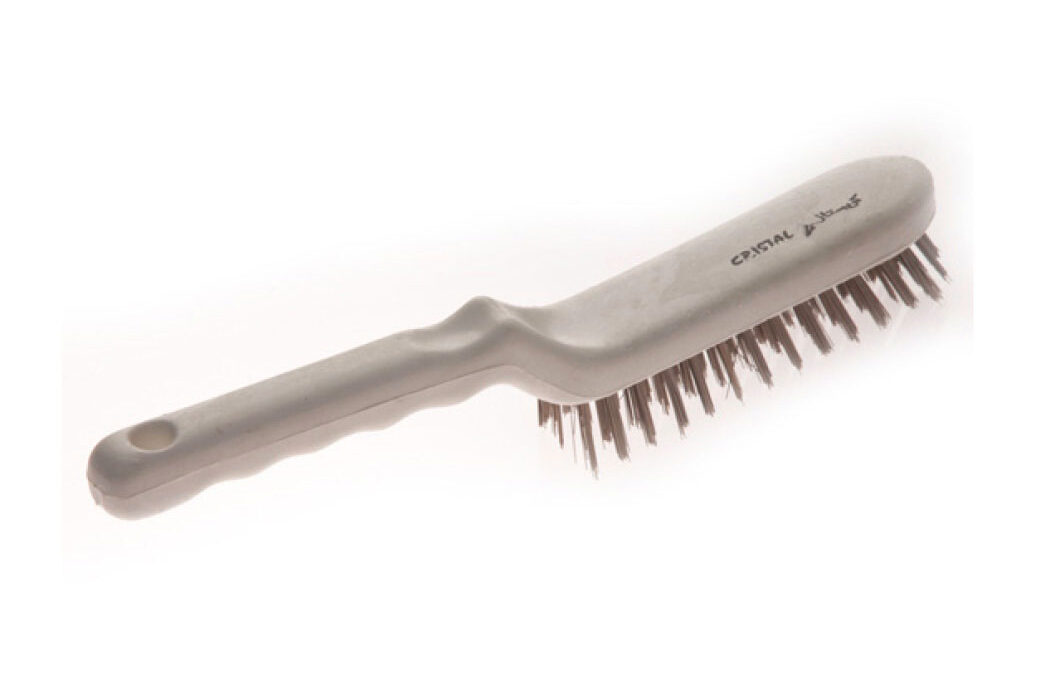 Brosse métallique manche plastique